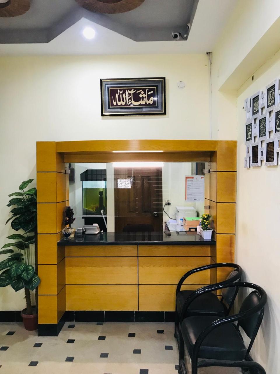 Hotel Second Home การาจี ภายนอก รูปภาพ